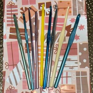 Elegant Crochet Hook Set - Multicolor by